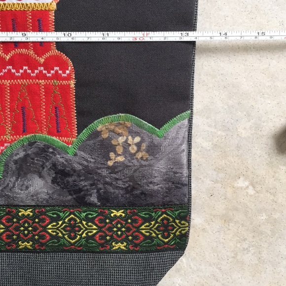 Handmade tote 🖤 - Picture 4 of 5